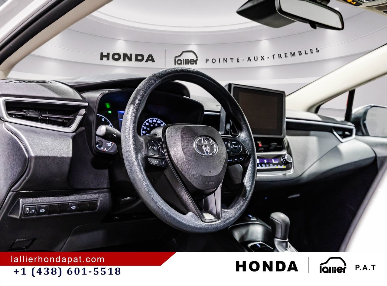 2023 Toyota Corolla - Image 19
