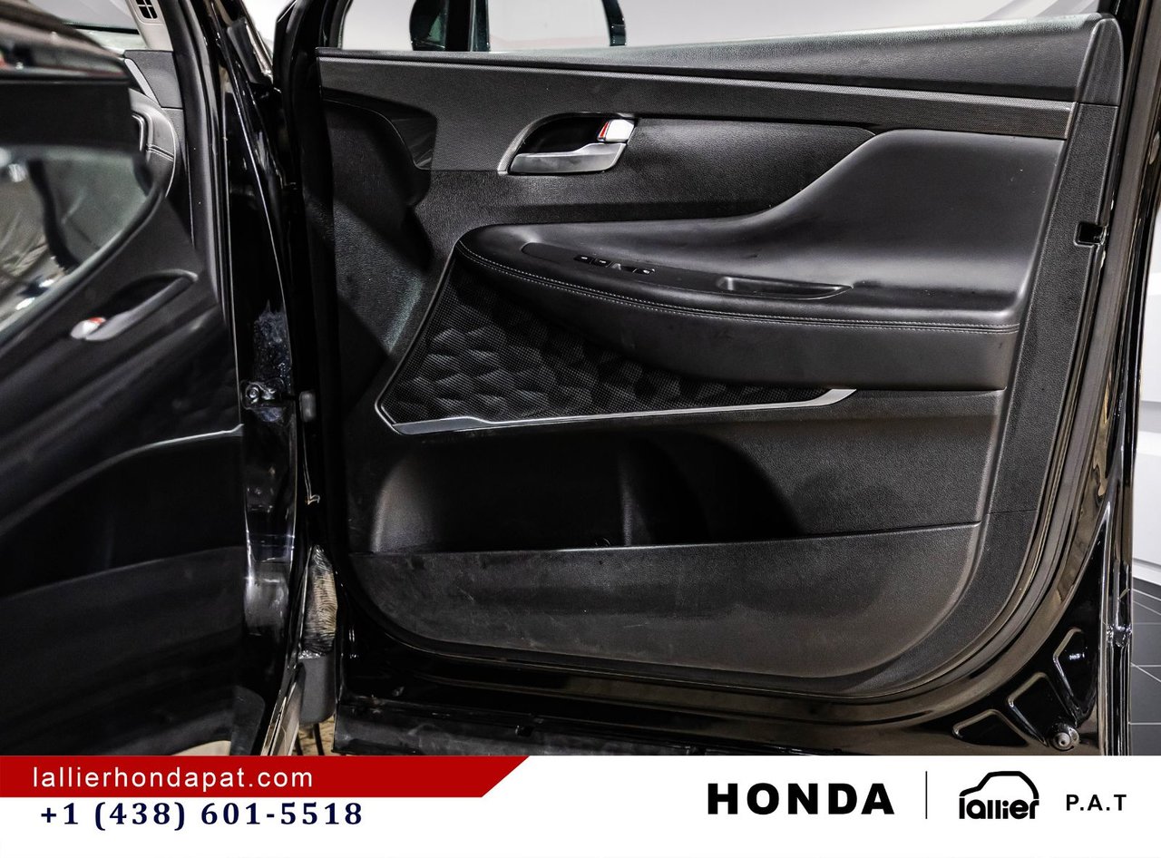 2022 Hyundai Santa Fe - Image 16