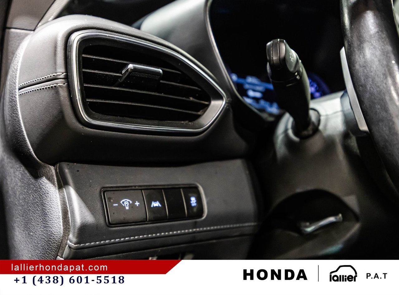2022 Hyundai Santa Fe - Image 20