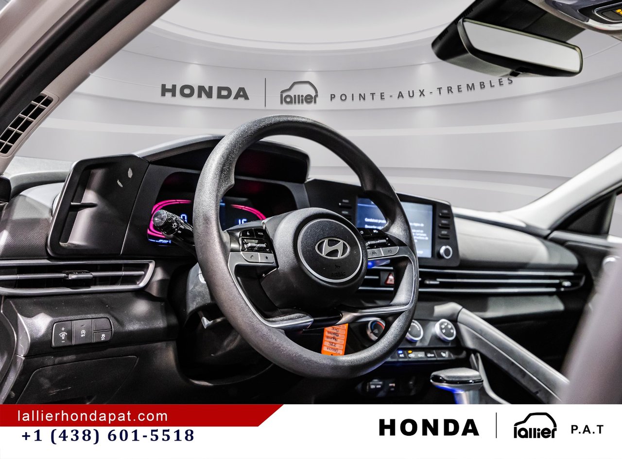 2025 Hyundai Elantra - Image 19