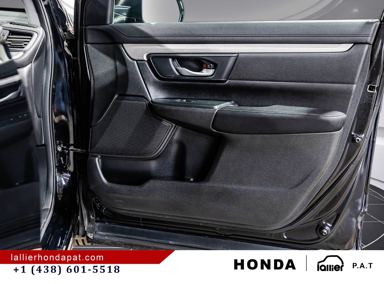 2020 Honda CR-V - Image 16