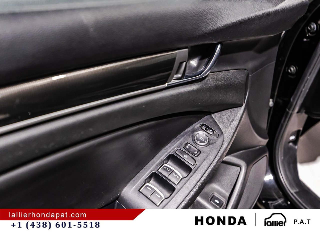 2019 Honda Accord Sedan - Image 11