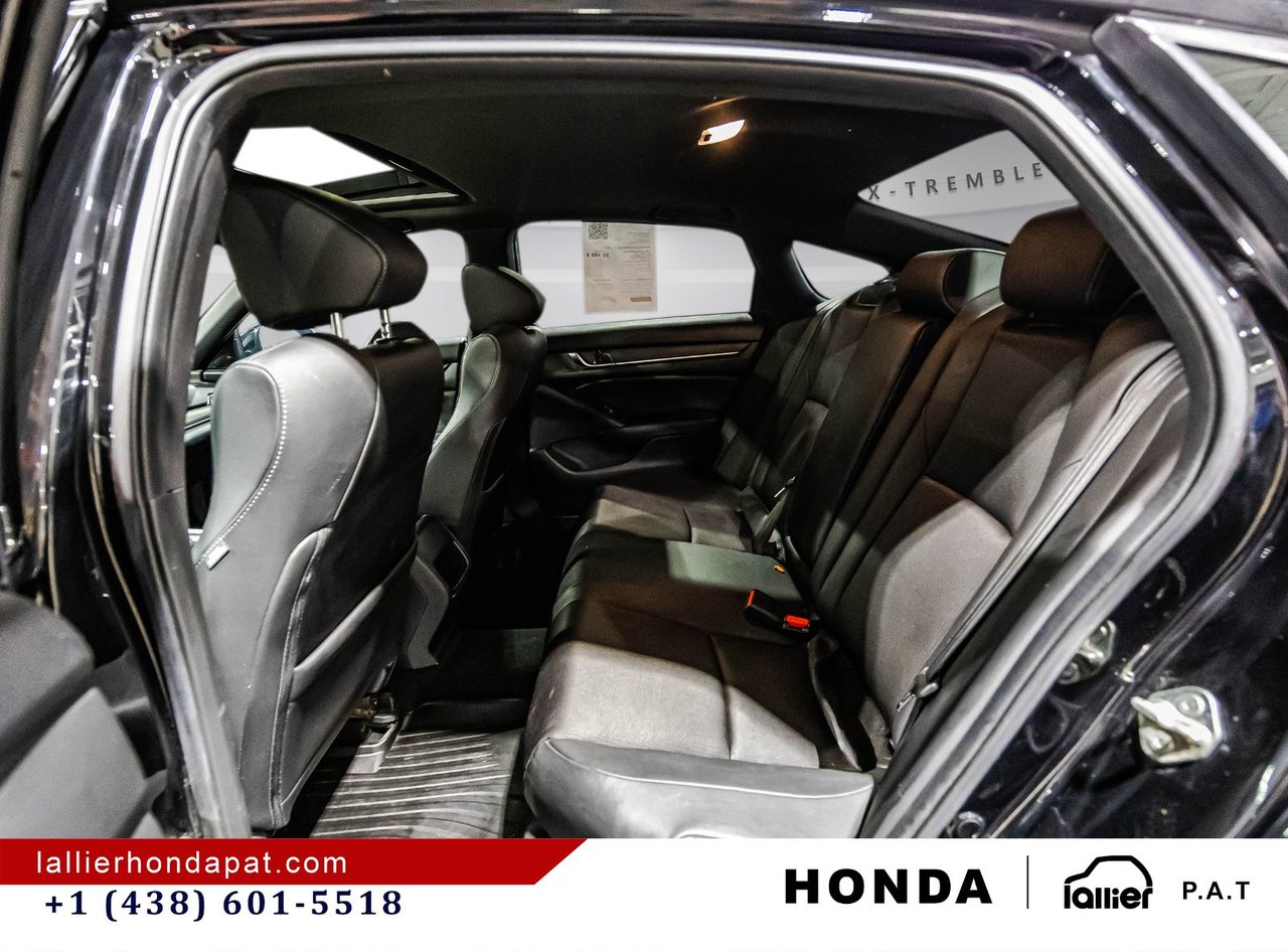 2019 Honda Accord Sedan - Image 13