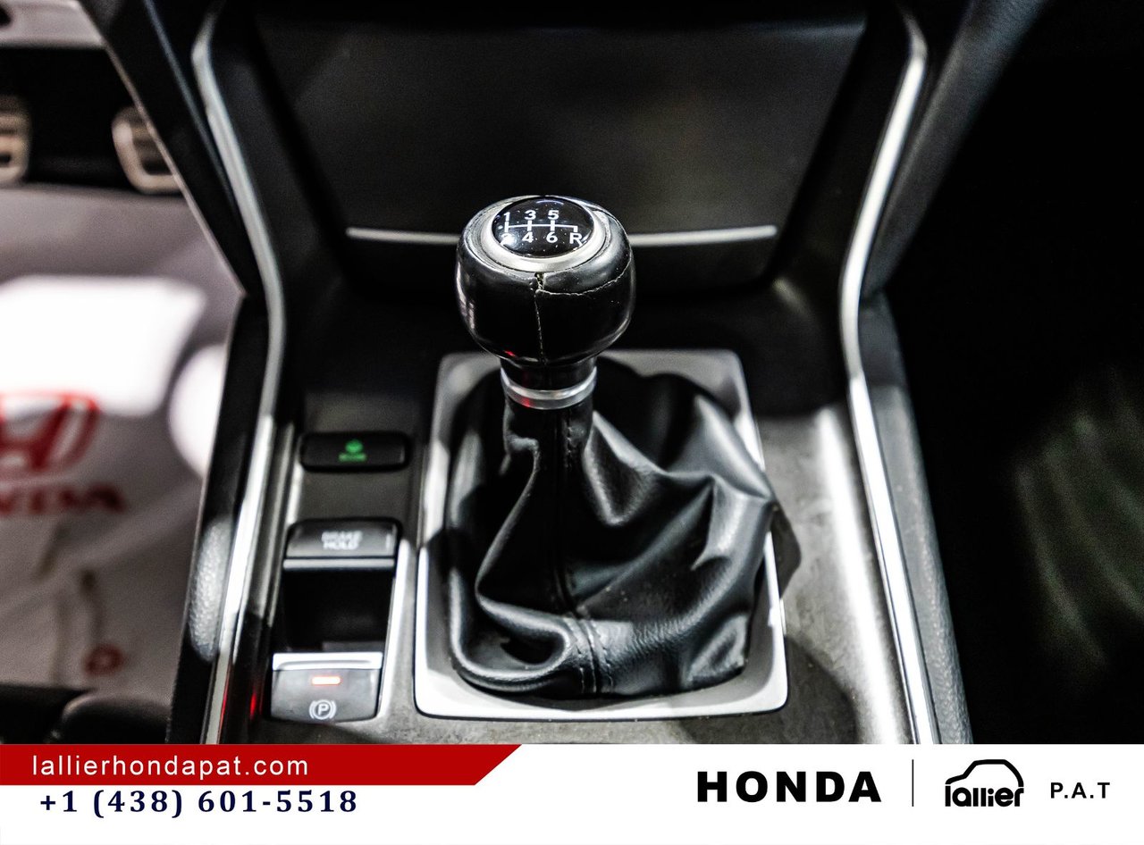 2019 Honda Accord Sedan - Image 25