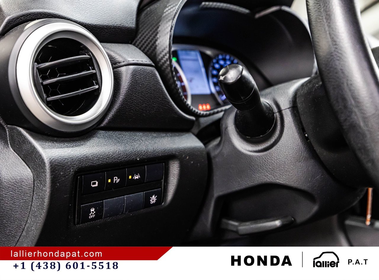 2022 Nissan Versa - Image 20