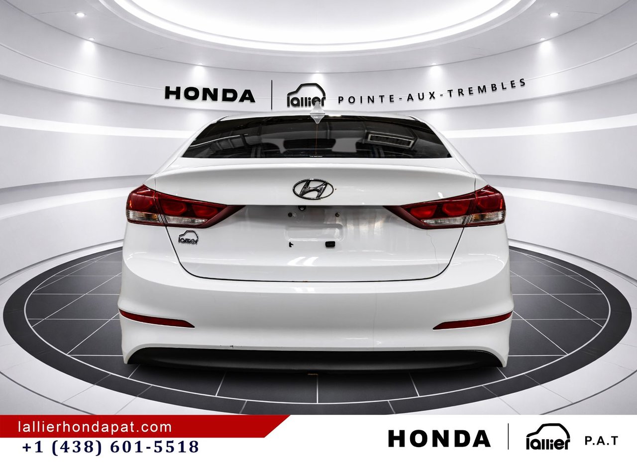 2017 Hyundai Elantra - Image 6