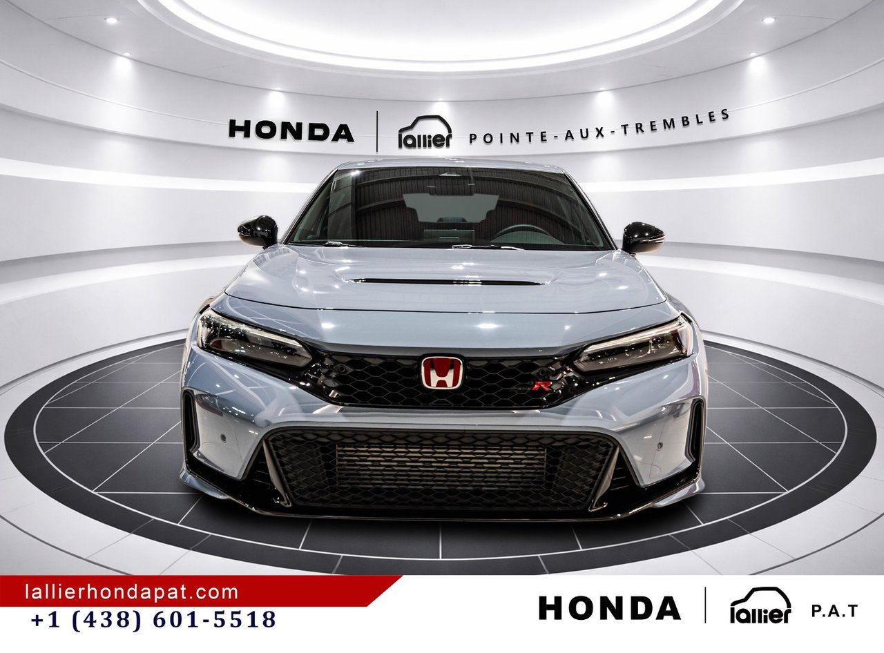 2023 Honda Civic Type R - Image 2
