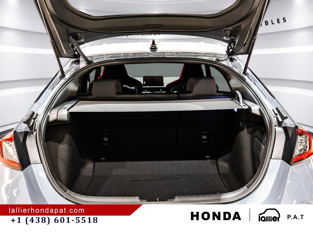 2023 Honda Civic Type R - Image 15