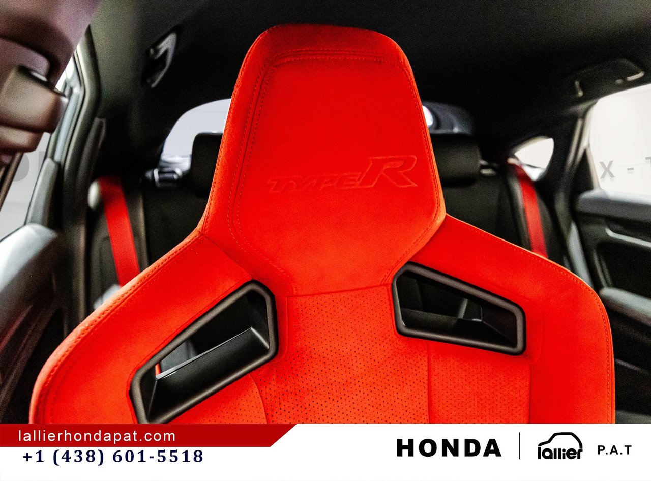 2023 Honda Civic Type R - Image 18