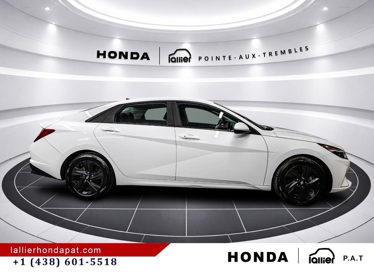 2022 Hyundai Elantra - Image 8