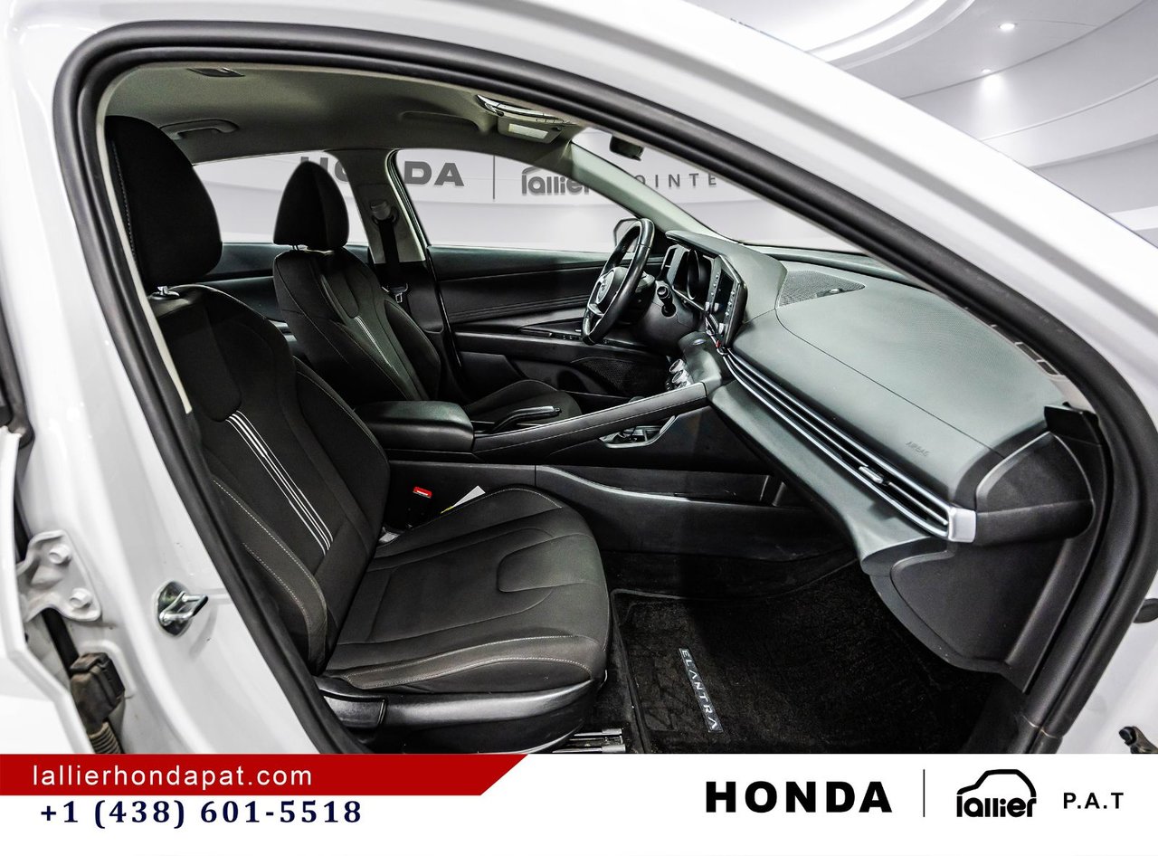 2022 Hyundai Elantra - Image 17