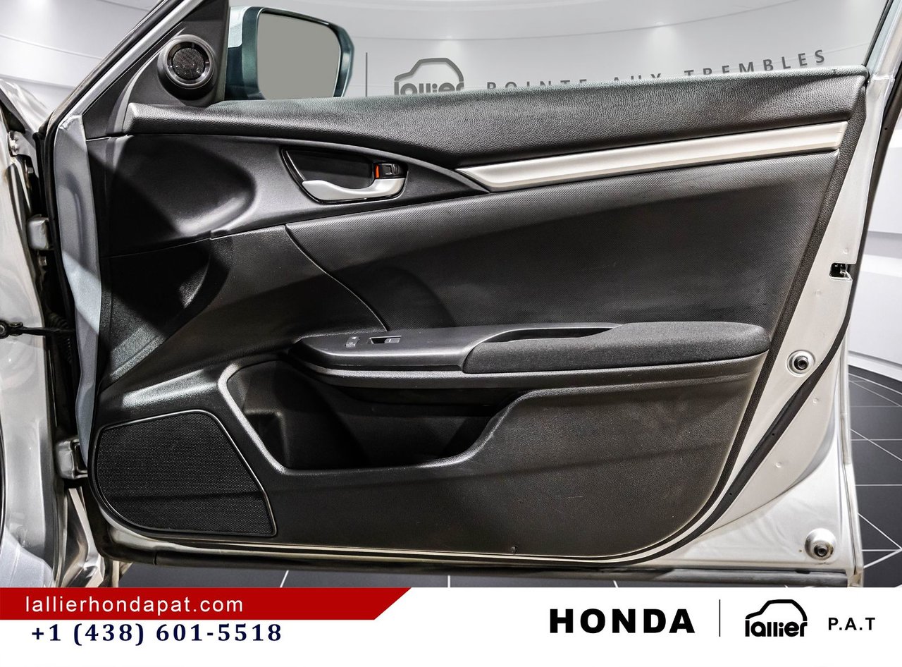 2020 Honda Civic Sedan - Image 16