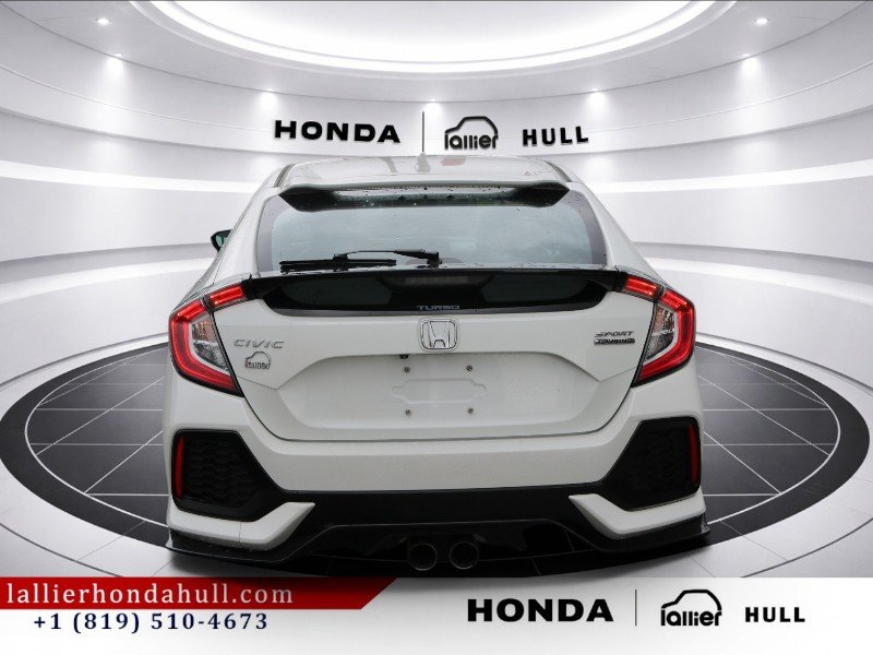 2017 Honda Civic Hatchback - Image 4