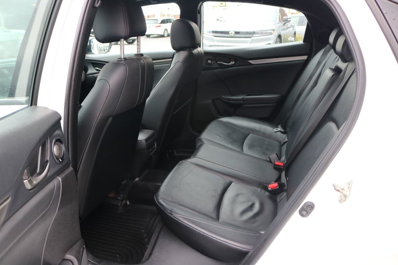 2017 Honda Civic Hatchback - Image 8