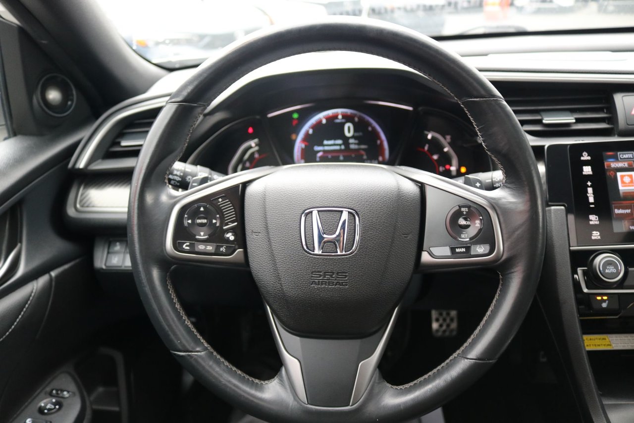 2017 Honda Civic Hatchback - Image 11