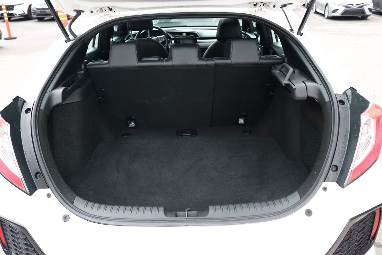 2017 Honda Civic Hatchback - Image 27