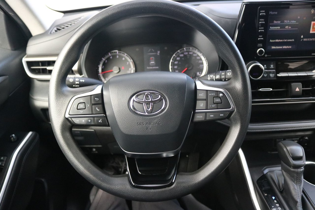 2020 Toyota Highlander - Image 12