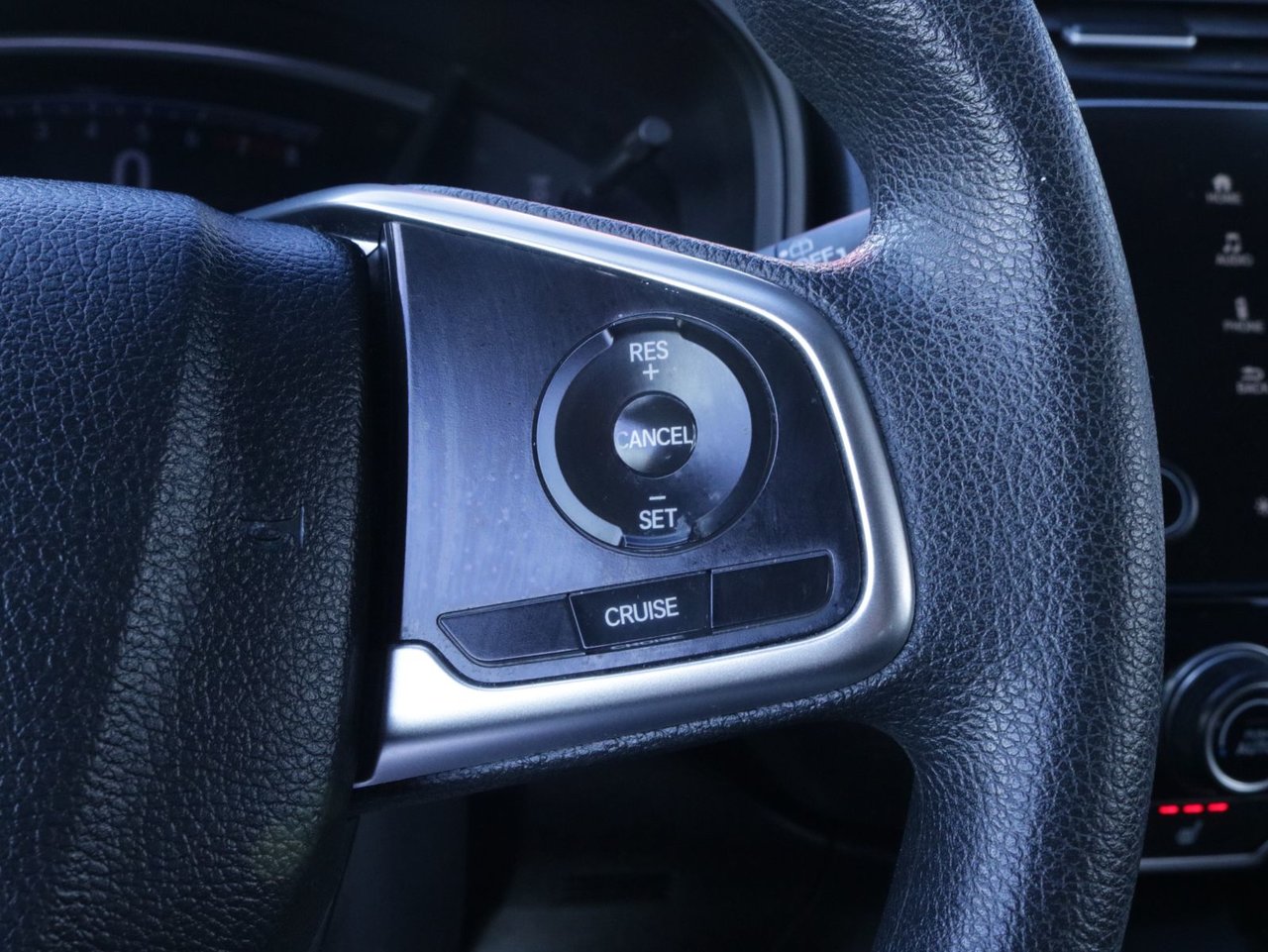 2018 Honda CR-V - Image 14