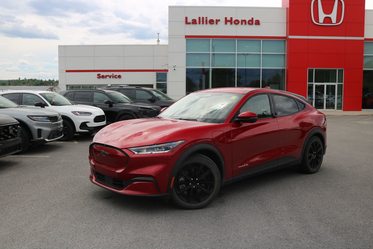 2022 Ford Mustang Mach-E