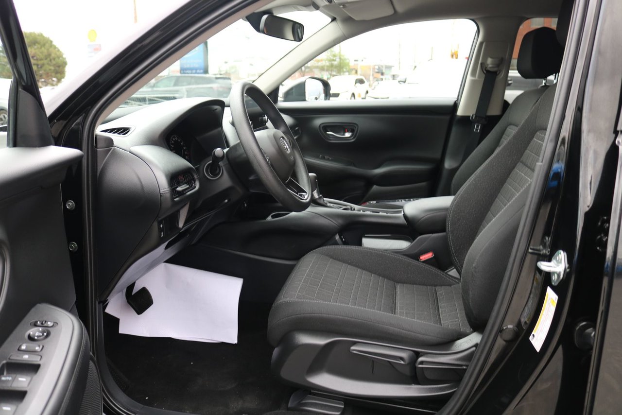 2025 Honda HR-V - Image 7