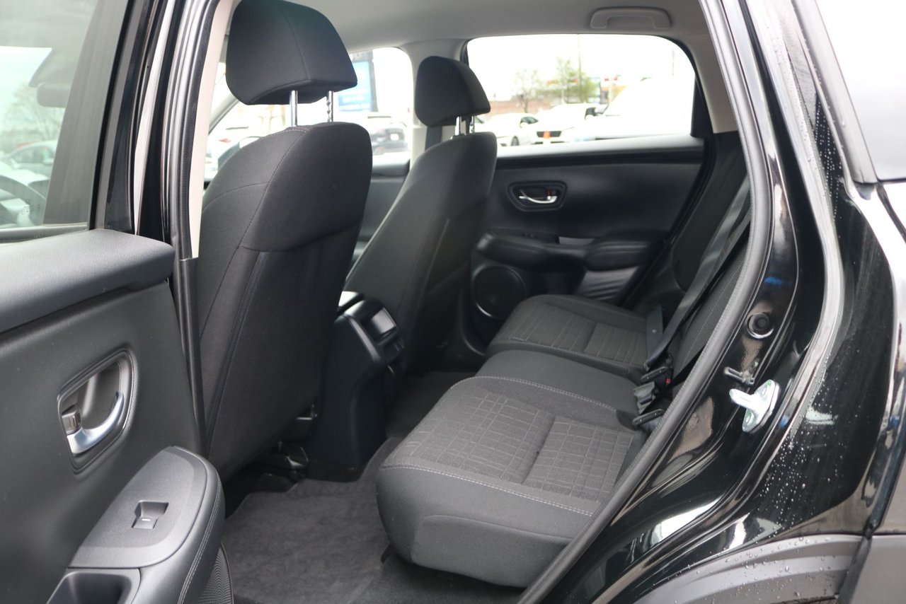 2025 Honda HR-V - Image 8