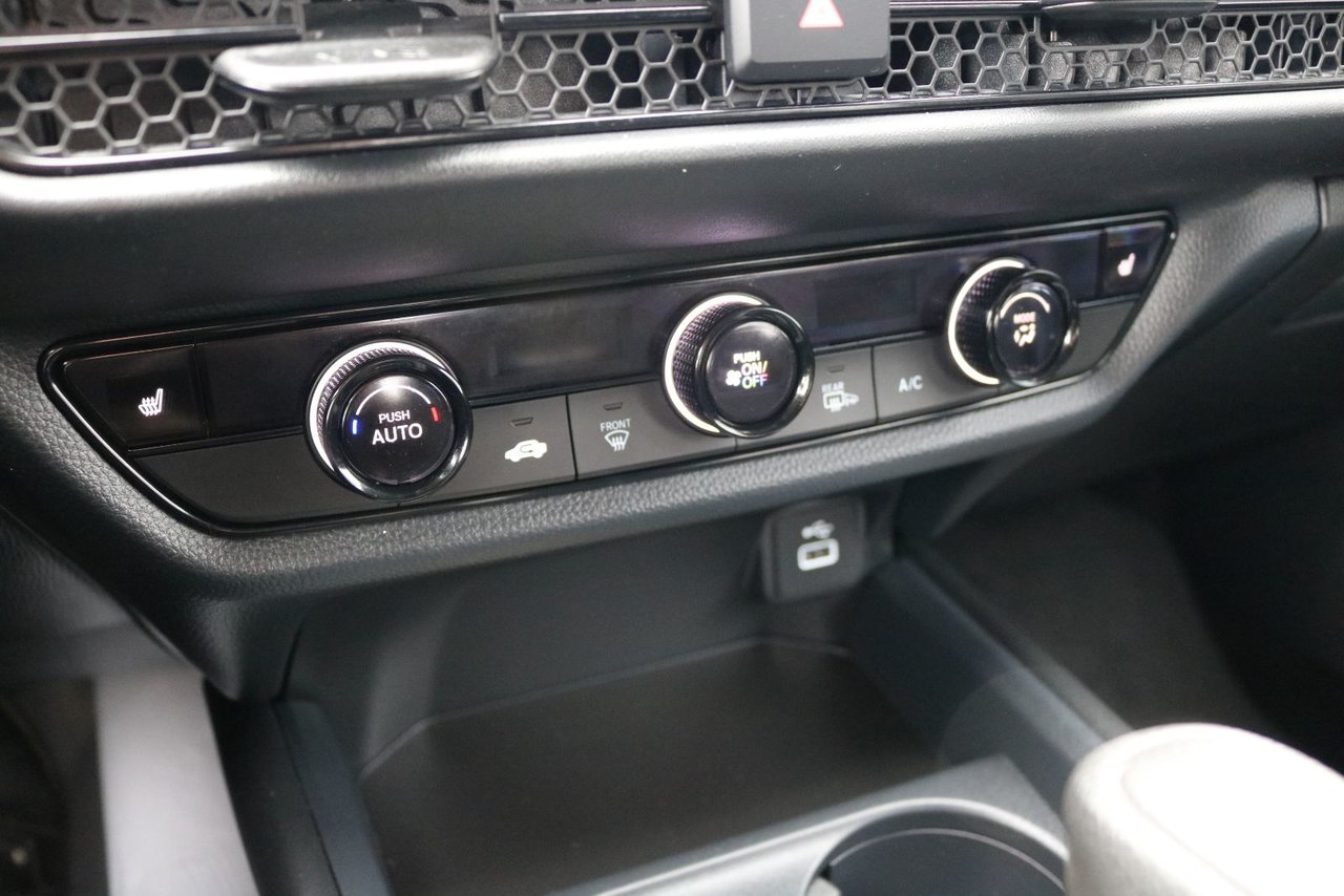 2025 Honda HR-V - Image 17