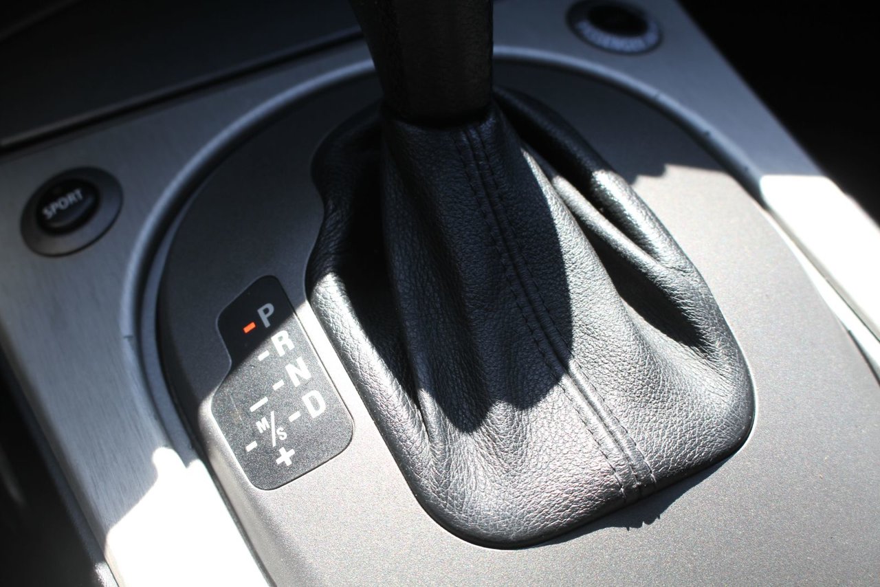 2004 BMW Z4 - Image 13