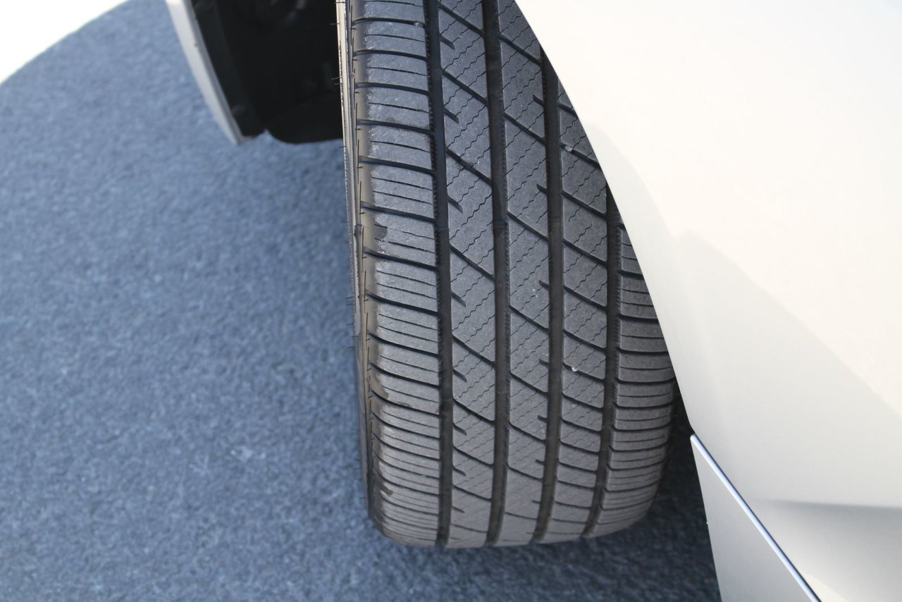 2004 BMW Z4 - Image 21