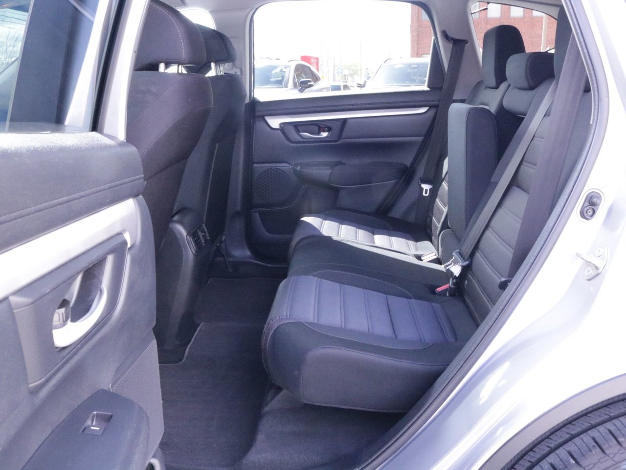 2017 Honda CR-V - Image 8
