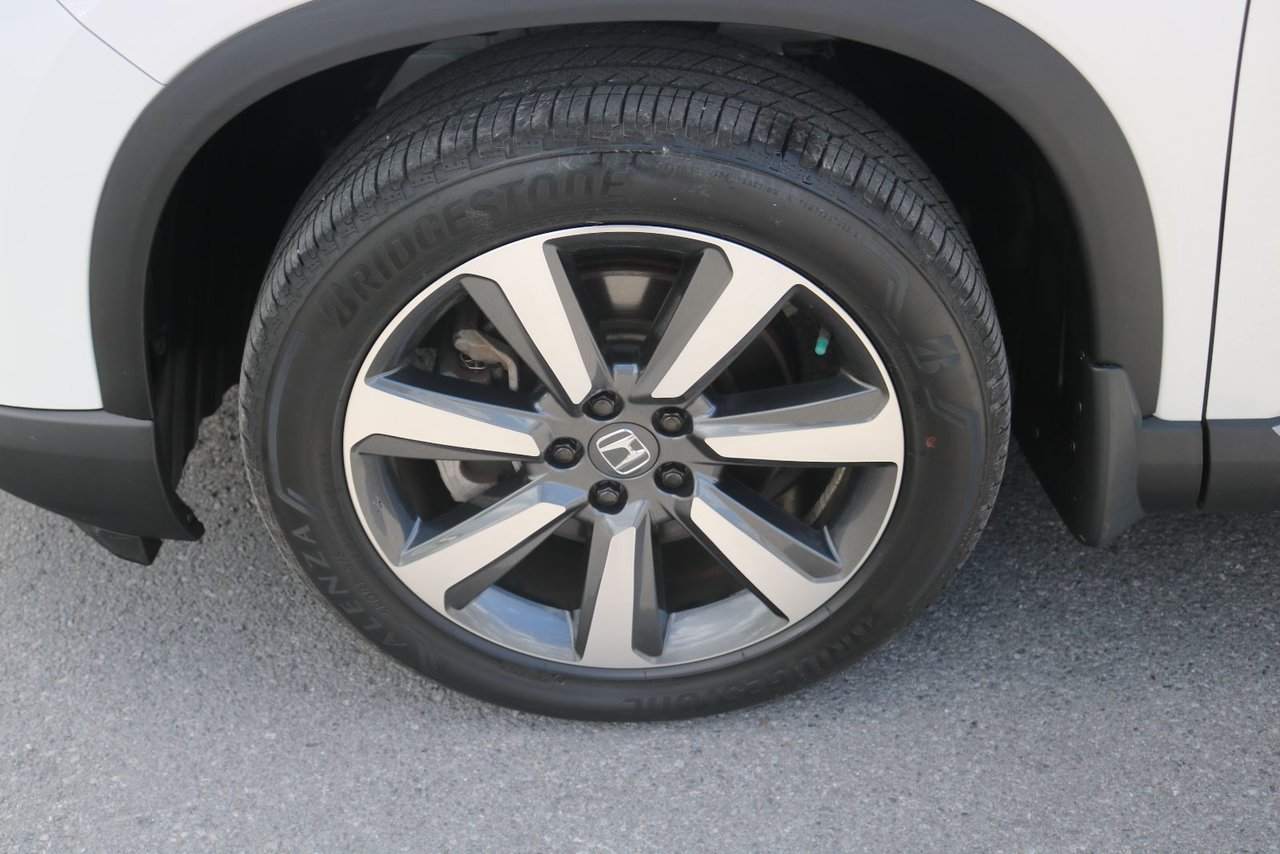 2025 Honda Pilot - Image 30