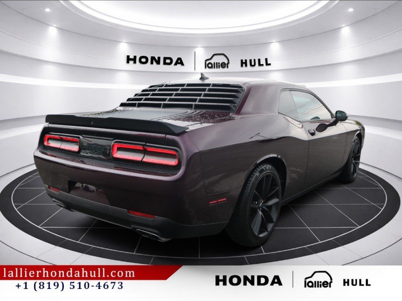2021 Dodge Challenger - Image 5