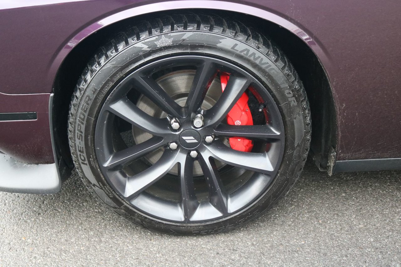 2021 Dodge Challenger - Image 29