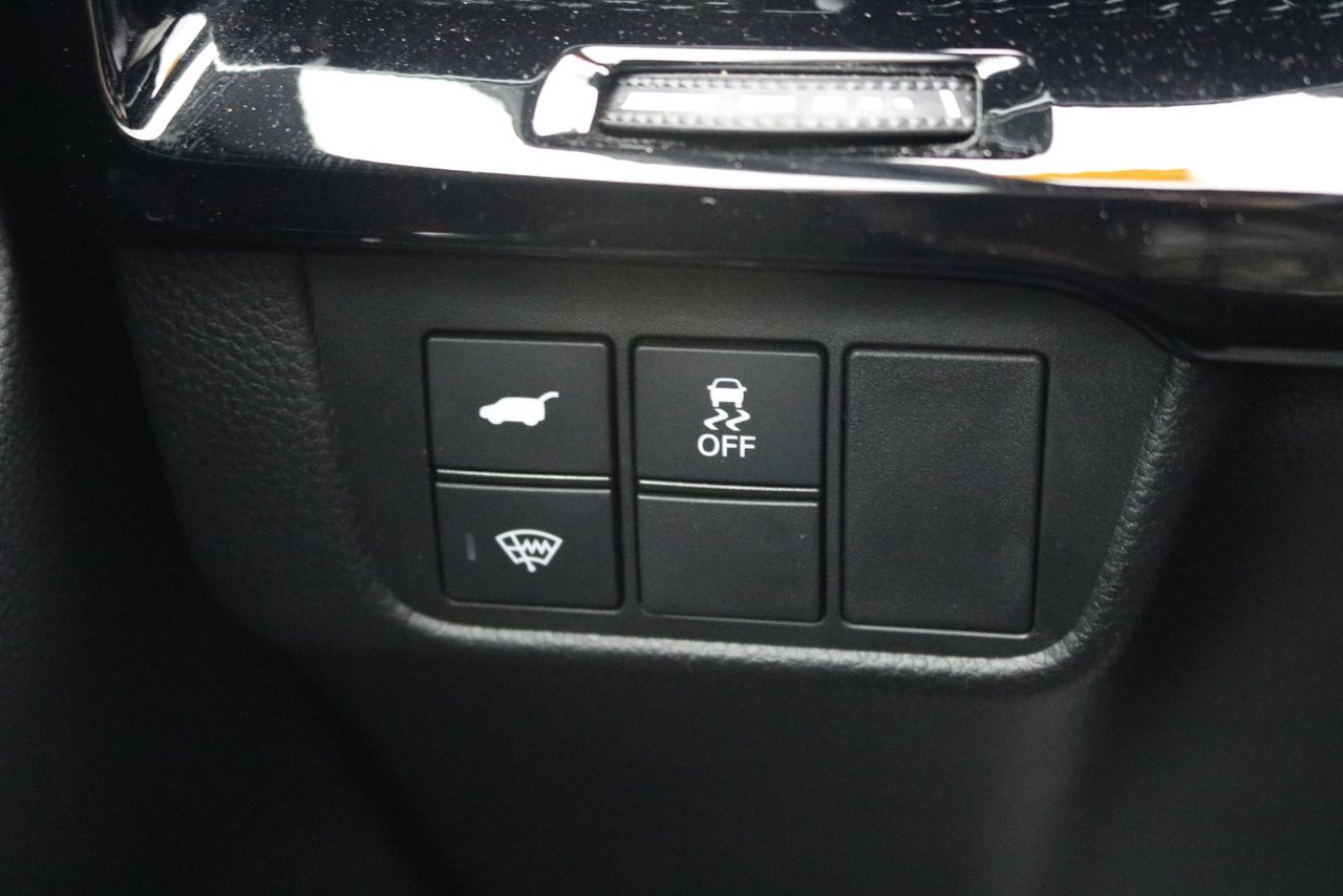 2023 Honda CR-V Hybrid - Image 14