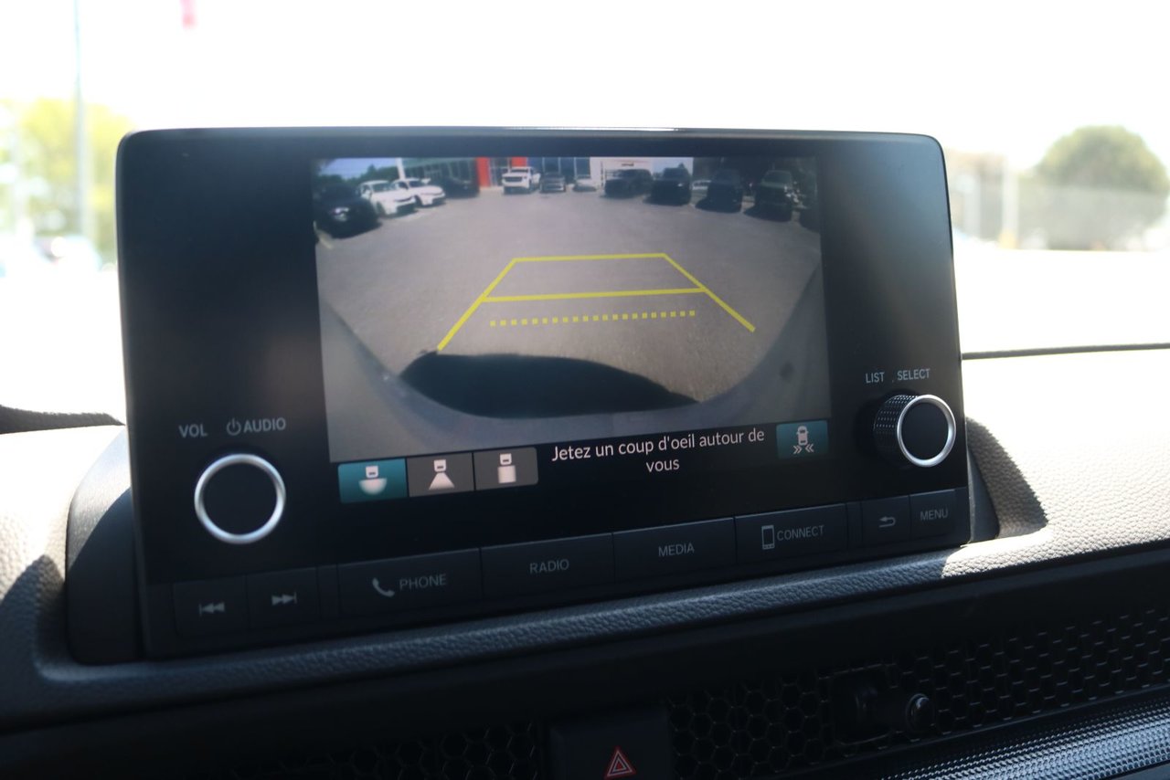 2025 Honda CR-V - Image 18