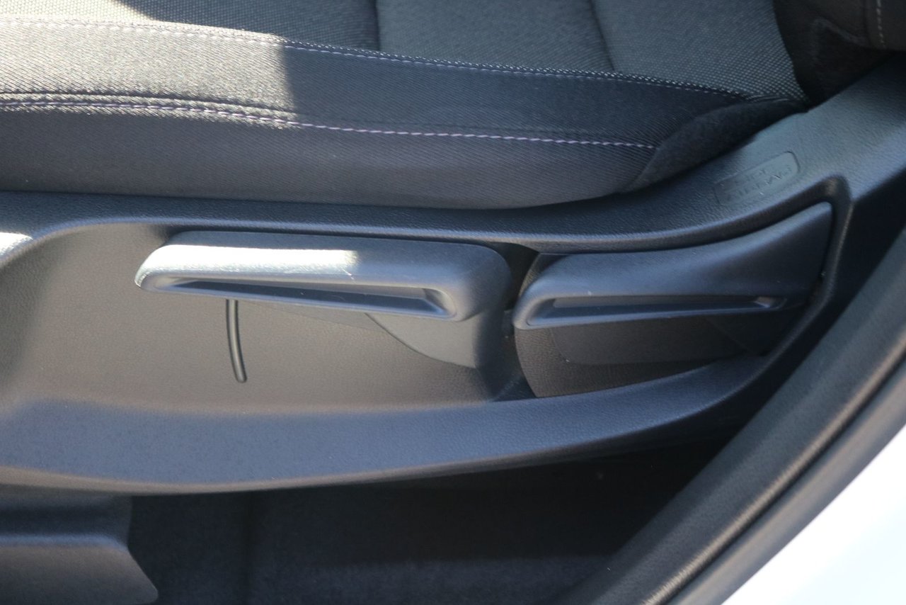2025 Honda CR-V - Image 19