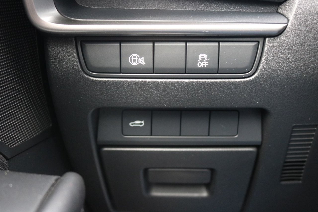 2025 Mazda Mazda3 - Image 13
