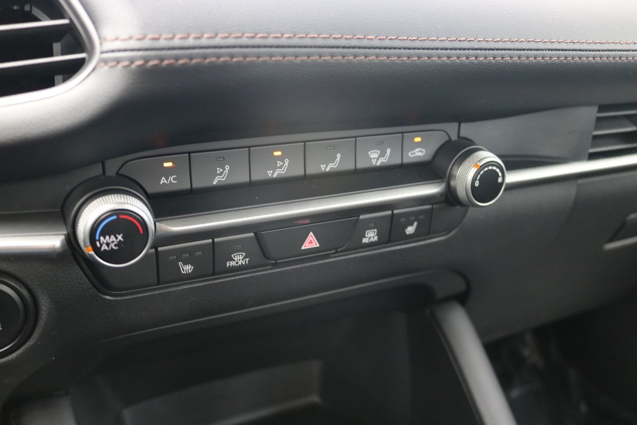 2025 Mazda Mazda3 - Image 17