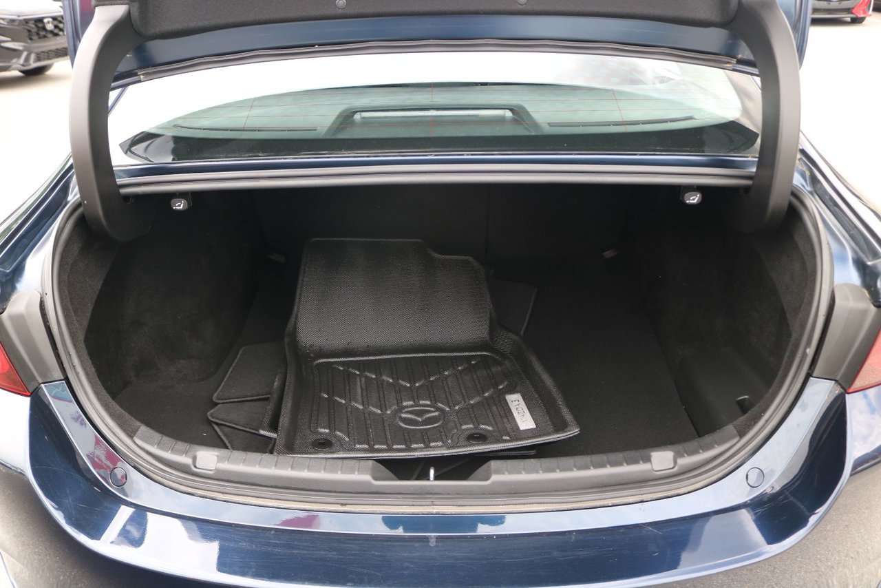 2025 Mazda Mazda3 - Image 22