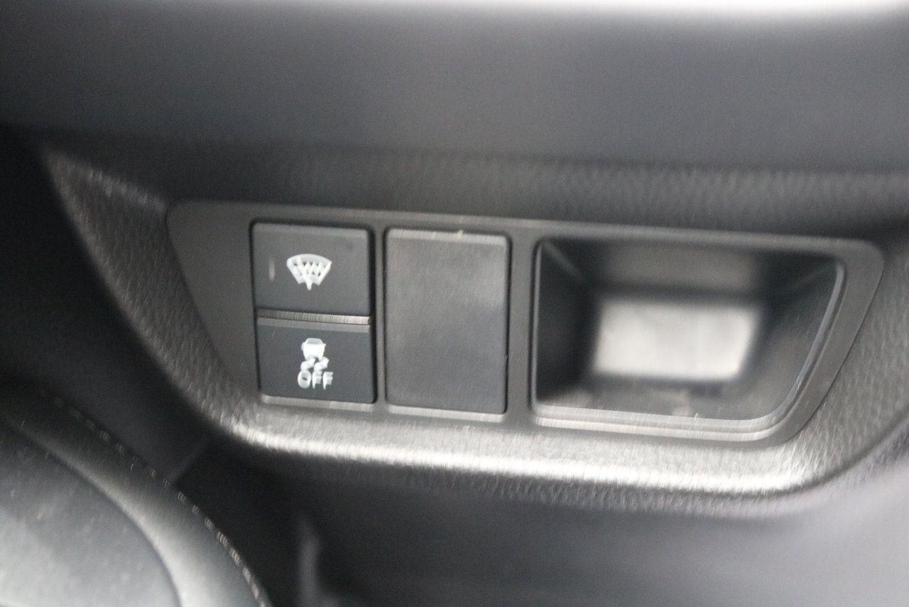 2025 Honda HR-V - Image 13