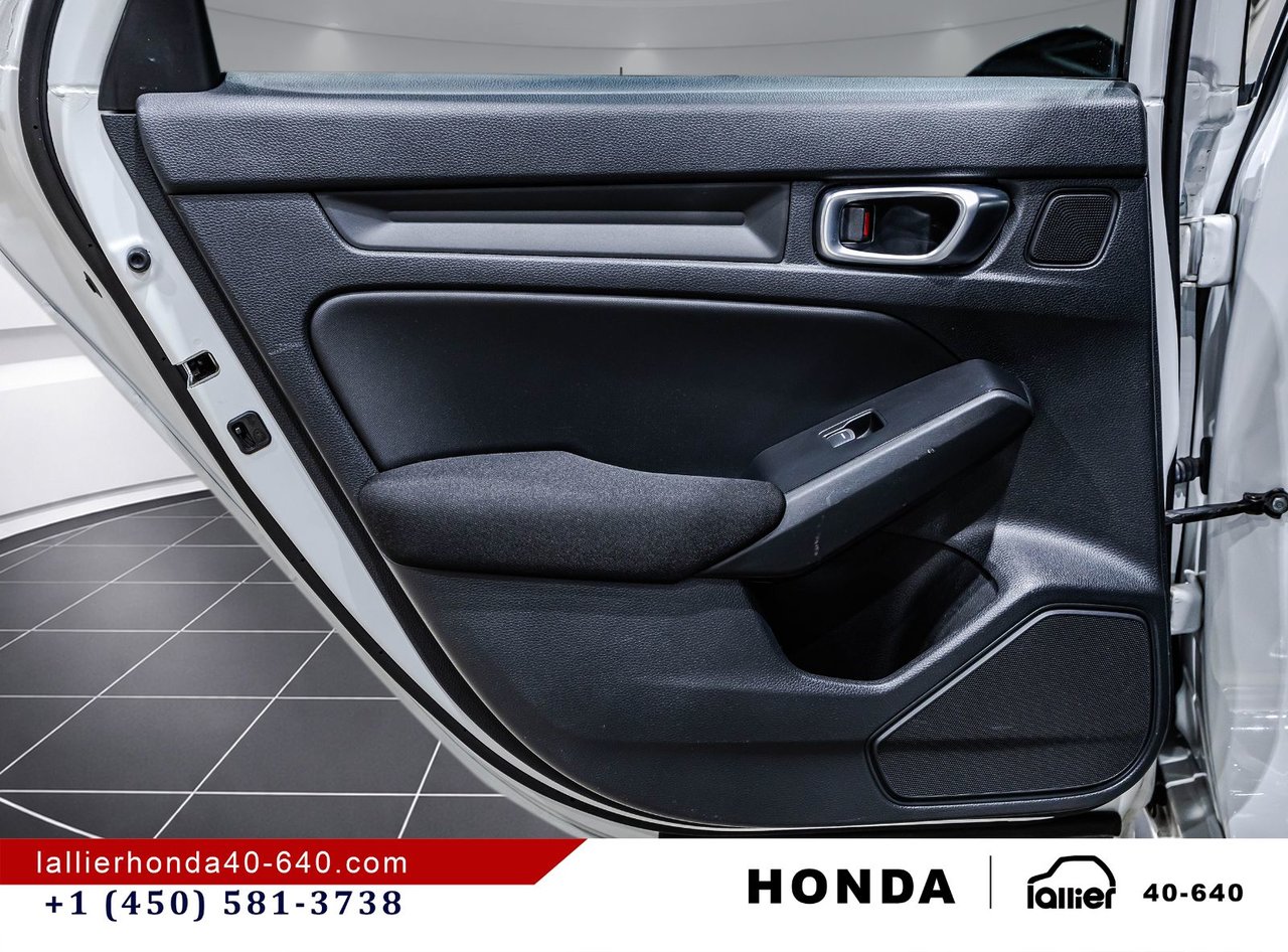 2023 Honda Civic Hatchback - Image 12