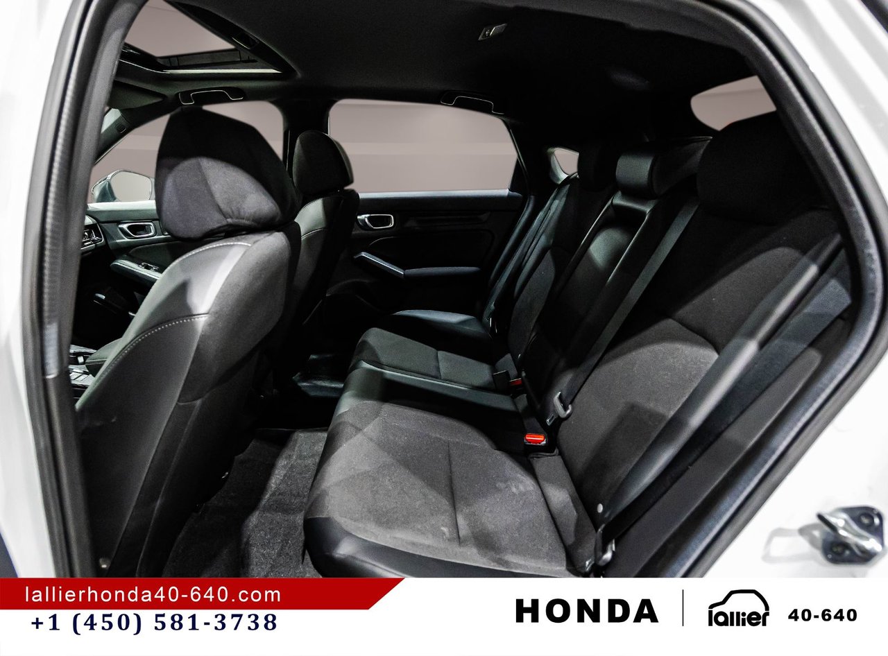 2023 Honda Civic Hatchback - Image 13