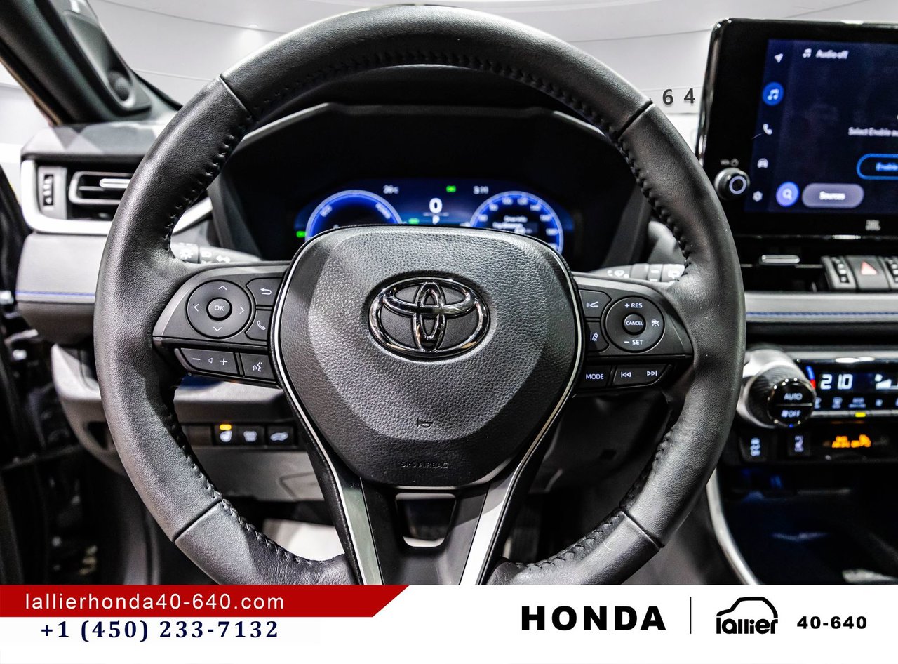 2025 Toyota RAV4 - Image 23