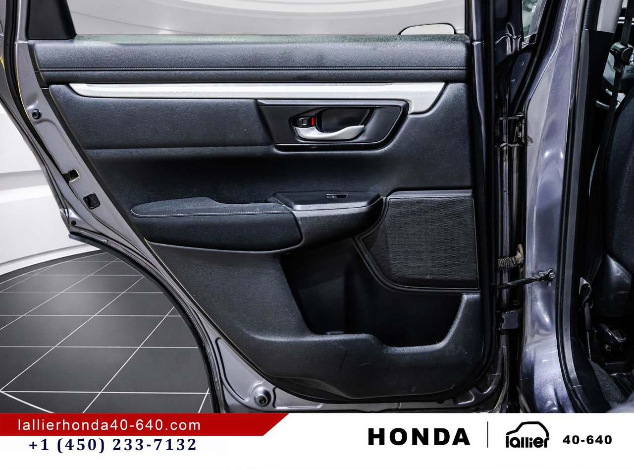 2019 Honda CR-V - Image 12