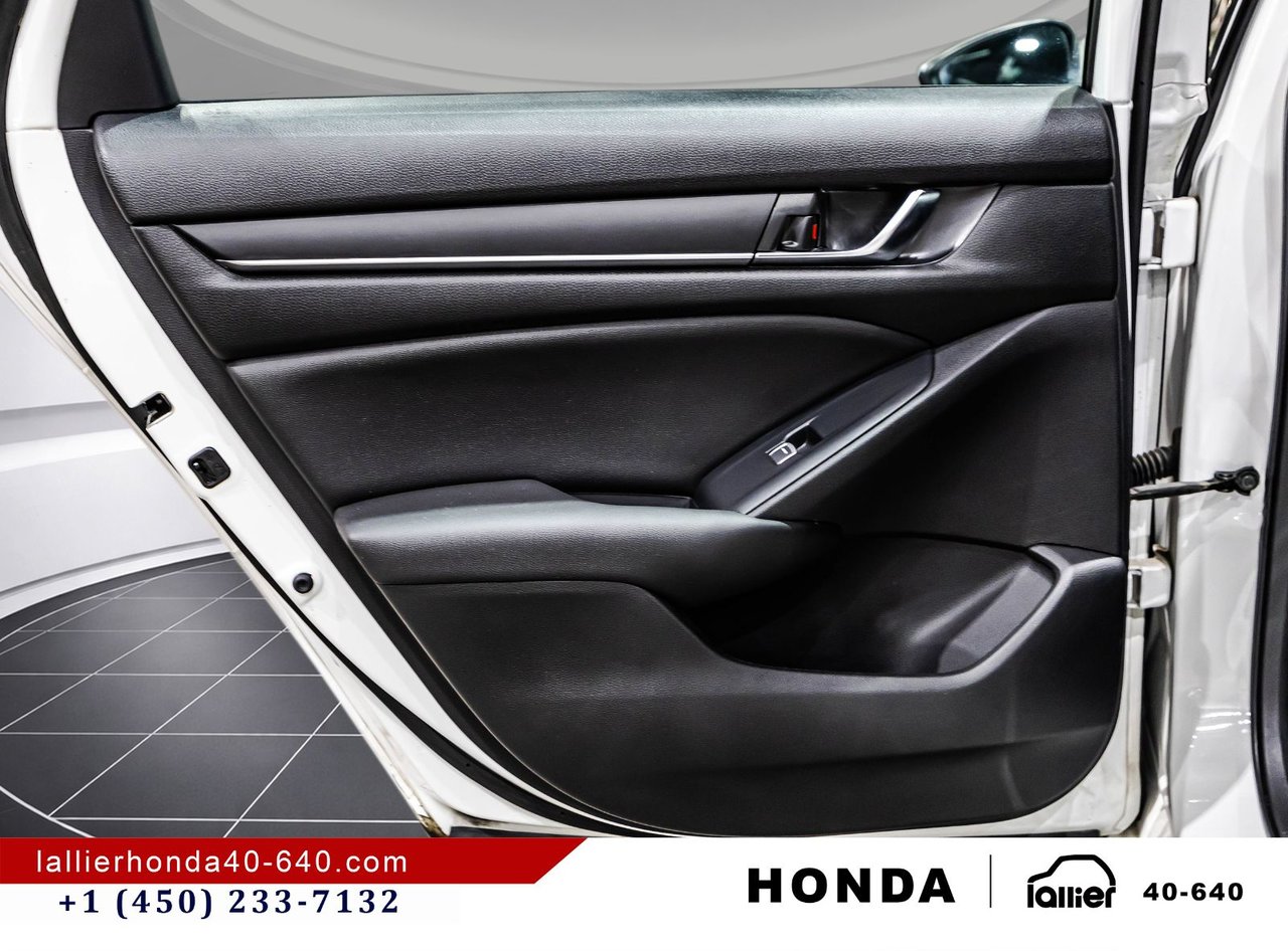 2020 Honda Accord Sedan - Image 12