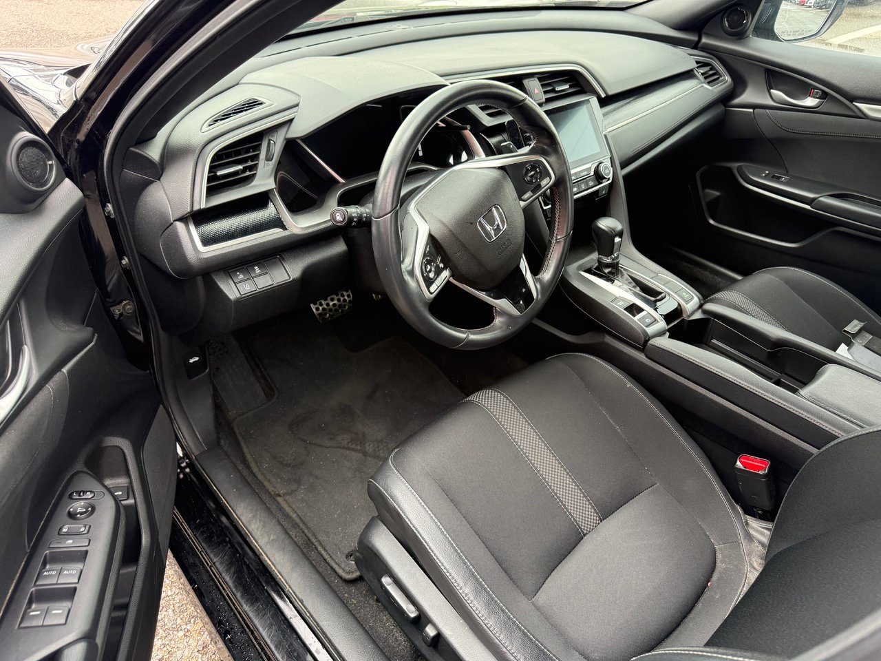2019 Honda Civic Sedan - Image 10