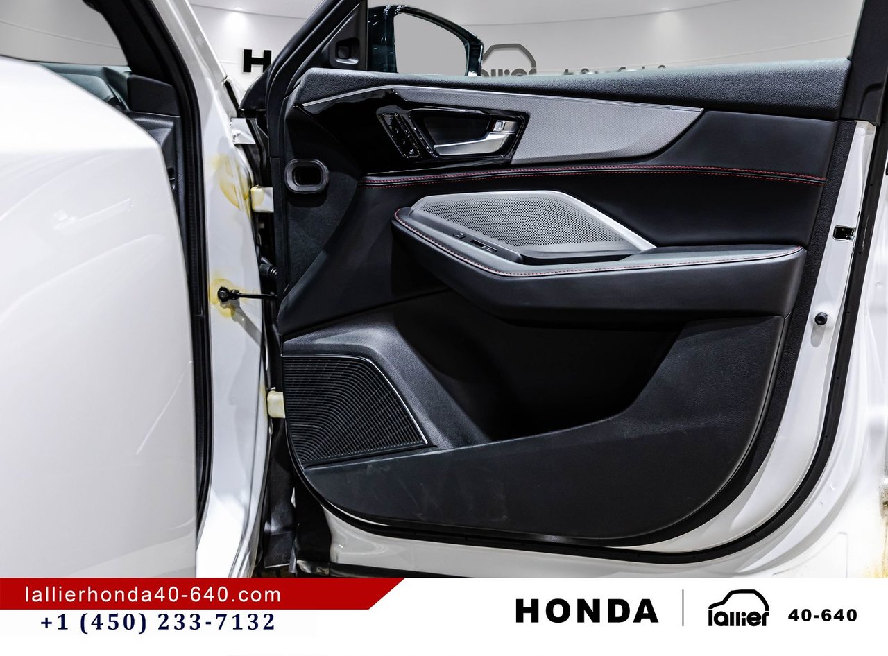 2025 Acura MDX - Image 17