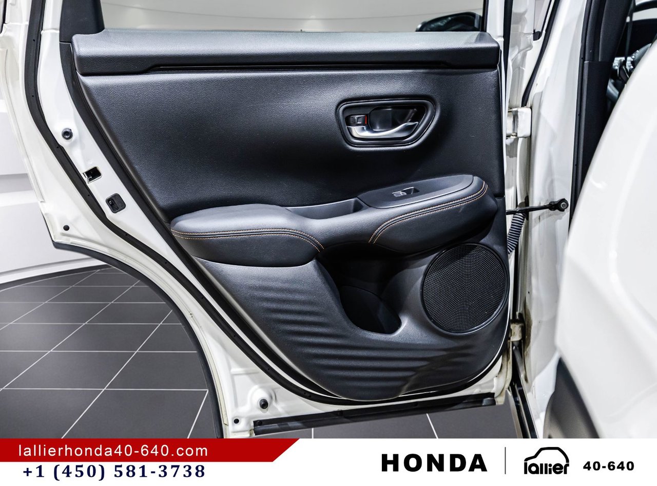 2023 Honda HR-V - Image 12