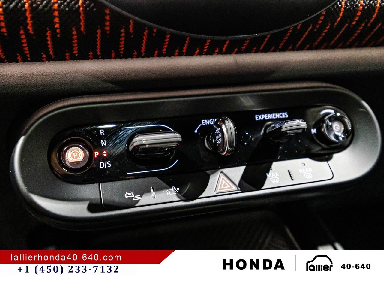 2025 MINI Countryman - Image 24