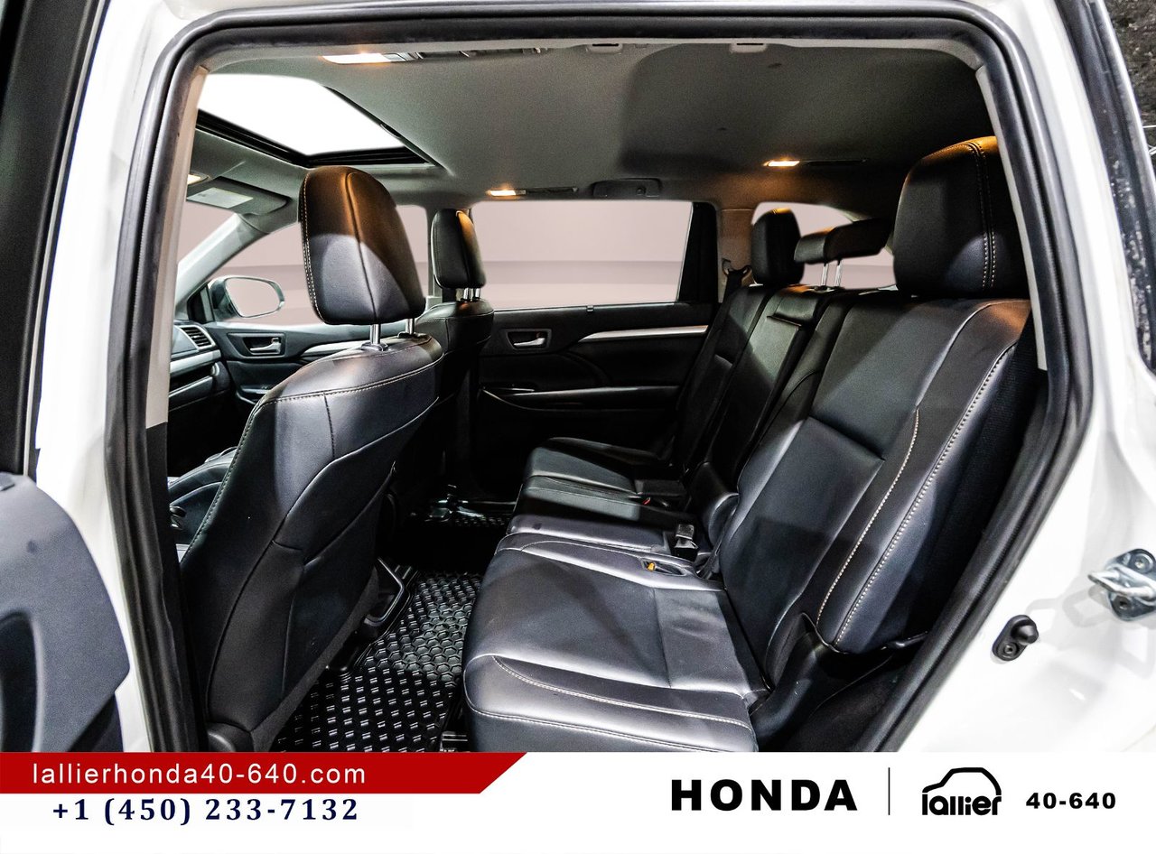 2019 Toyota Highlander - Image 13
