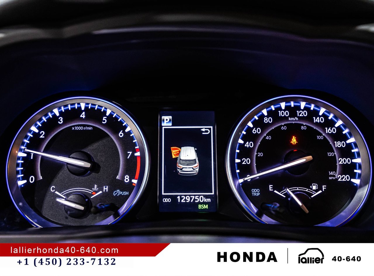 2019 Toyota Highlander - Image 24